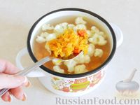 Тыквенный суп с курицей, цветной капустой и сливочным сыром